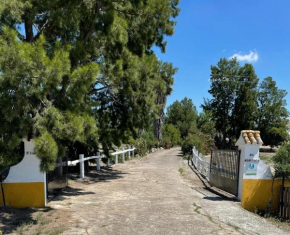 Cortijo el Morisco., Espera